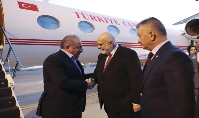 TBMM Başkanı Şentop, APA Genel Kurulu için Antalya’ya geldi TBMM Başkanı Şentop, APA Genel Kurulu için Antalya’ya geldi