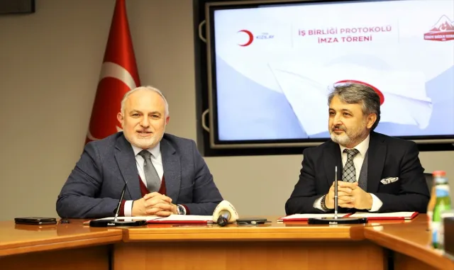 Türkiye Dağcılık Federasyonu ile Türk Kızılay arasında iş birliği protokolü imzalandı Türkiye Dağcılık Federasyonu ile Türk Kızılay arasında iş birliği protokolü imzalandı