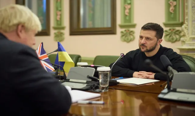 Zelenskiy: "NATO üyeliğinin bizim için en iyi garanti olacağına inanıyorum" Zelenskiy: "NATO üyeliğinin bizim için en iyi garanti olacağına inanıyorum"
