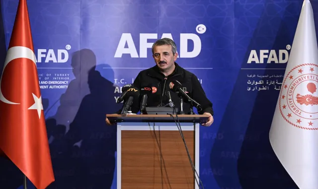 AFAD Başkanı Sezer, Kahramanmaraş merkezli depremlere ilişkin açıklamalarda bulundu: AFAD Başkanı Sezer, Kahramanmaraş merkezli depremlere ilişkin açıklamalarda bulundu: