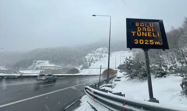 Bolu Dağı’nda yoğun kar yağışı Bolu Dağı’nda yoğun kar yağışı