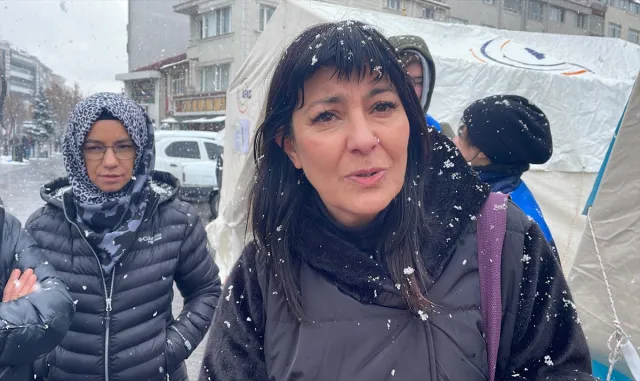 Bolulu hayvanseverler deprem bölgesindeki can dostlarını unutmadı Bolulu hayvanseverler deprem bölgesindeki can dostlarını unutmadı