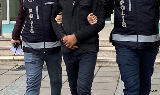Depremzedeler için toplanan yardımları çalmak isteyen 2 kişi tutuklandı Depremzedeler için toplanan yardımları çalmak isteyen 2 kişi tutuklandı