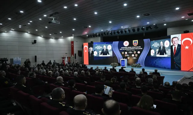 İçişleri Bakanı Soylu, "Jandarma Genel Komutanlığı 2022 Yılı Değerlendirme Toplantısı"nda konuştu: (2) İçişleri Bakanı Soylu, "Jandarma Genel Komutanlığı 2022 Yılı Değerlendirme Toplantısı"nda konuştu: (2)