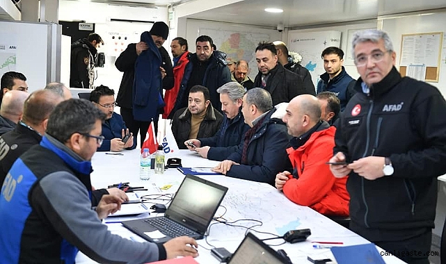 Kayseri heyeti Kahramanmaraş’ta Vali Çiçek ile görüştü Kayseri heyeti Kahramanmaraş’ta Vali Çiçek ile görüştü