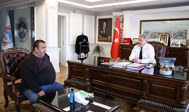 Kayserili hayırsever dairesini depremzedeler için bağışladı Kayserili hayırsever dairesini depremzedeler için bağışladı