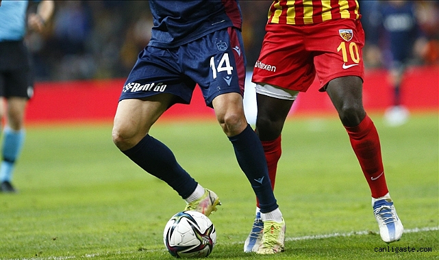 Kayserispor Son Dakika: Bilal Bayazit ile olan sözleşme 3 yıllığına uzadı Kayserispor Son Dakika: Bilal Bayazit ile olan sözleşme 3 yıllığına uzadı