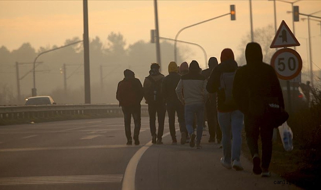 Kırklareli’nde bir haftada 131 düzensiz göçmeni yakalandı Kırklareli’nde bir haftada 131 düzensiz göçmeni yakalandı