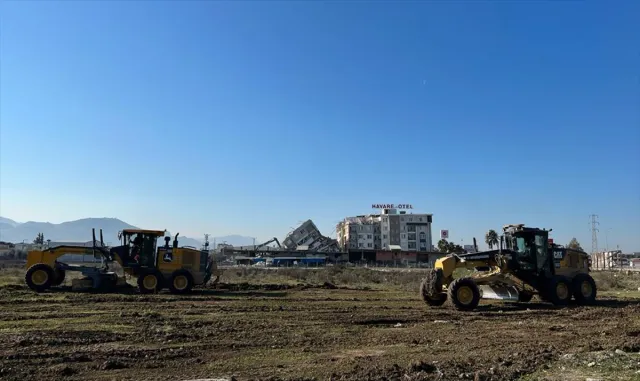 Konya Hatay’a konteyner kent kurmak için çalışmalara başladı Konya Hatay’a konteyner kent kurmak için çalışmalara başladı
