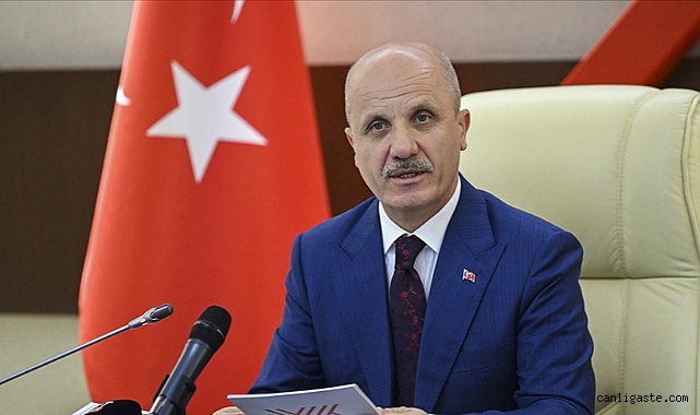 Nisan başı itibarıyla yüz yüze eğitimin de olduğu hibrit seçenek değerlendirilecek Nisan başı itibarıyla yüz yüze eğitimin de olduğu hibrit seçenek değerlendirilecek