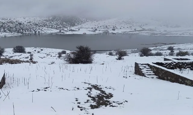 Beypazarı’nda kar etkili oldu Beypazarı’nda kar etkili oldu