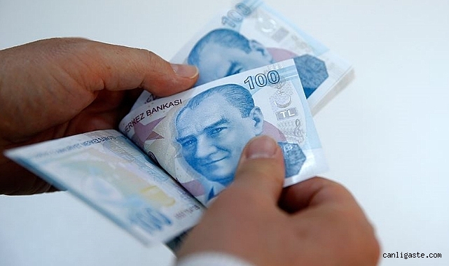 En düşük emekli maaşı 7 bin 500 lira oldu En düşük emekli maaşı 7 bin 500 lira oldu