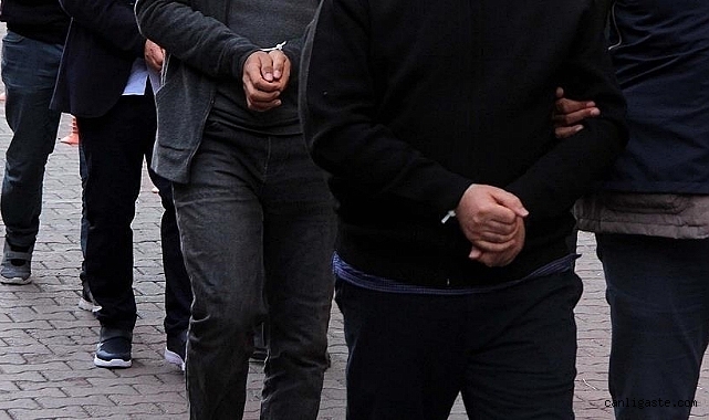 Kayseri dahil 7 ilde FETÖ’nün KPSS çalışma evlerine operasyon: 11 gözaltı Kayseri dahil 7 ilde FETÖ’nün KPSS çalışma evlerine operasyon: 11 gözaltı