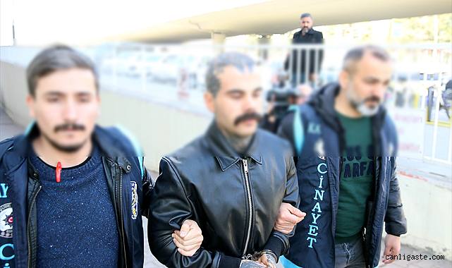 Kayseri’de taksicinin öldürülmesiyle ilgili 3 zanlı yakalandı! Kayseri’de taksicinin öldürülmesiyle ilgili 3 zanlı yakalandı!