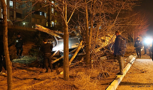 Nevşehir’de trafik kazası! Otomobil devrildi sürücüsü yaralandı Nevşehir’de trafik kazası! Otomobil devrildi sürücüsü yaralandı