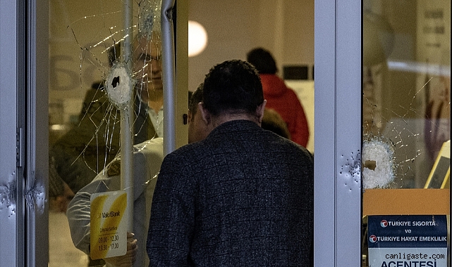 Son Dakika! Banka kartı verilmeyen müşteri bankayı kurşunladı Son Dakika! Banka kartı verilmeyen müşteri bankayı kurşunladı