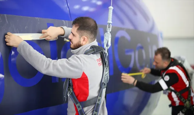 THY Teknik AŞ IndiGo’ya kiralanan uçağın giydirme işlemlerine başladı THY Teknik AŞ IndiGo’ya kiralanan uçağın giydirme işlemlerine başladı