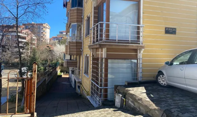 Zonguldak’ta komşular arasında çıkan silahlı kavganın zanlısı tutuklandı Zonguldak’ta komşular arasında çıkan silahlı kavganın zanlısı tutuklandı