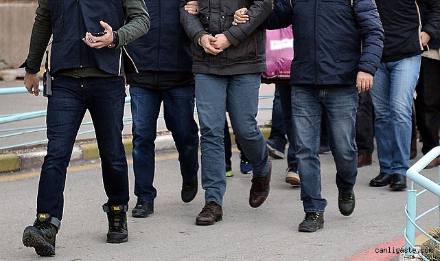 7 ildeki FETÖ operasyonda 9 şüpheli yakalandı 7 ildeki FETÖ operasyonda 9 şüpheli yakalandı