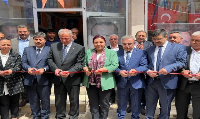 AK Parti Kırşehir İl Başkanlığı Mucur’da seçim ofisi açtı AK Parti Kırşehir İl Başkanlığı Mucur’da seçim ofisi açtı