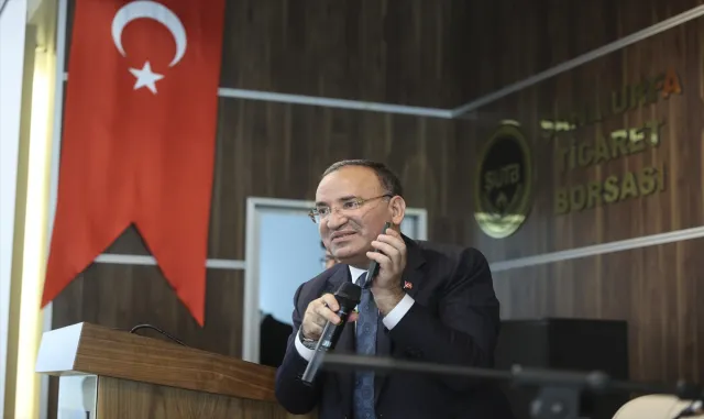 Cumhurbaşkanı Erdoğan, Şanlıurfalılara telefonda hitap etti Cumhurbaşkanı Erdoğan, Şanlıurfalılara telefonda hitap etti