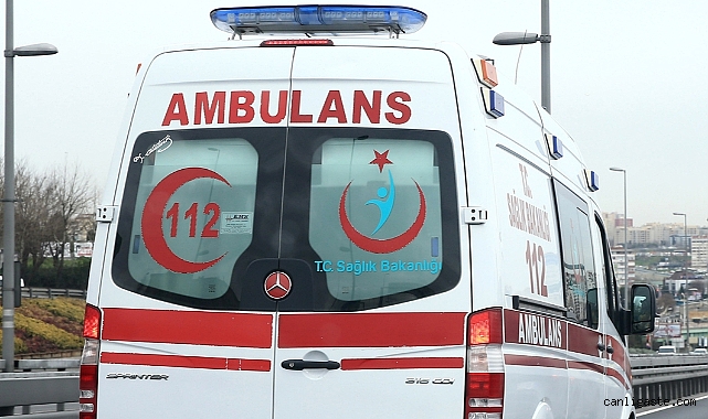 Gaziantep’te iki otomobilin çarpıştı: 5 ölü, 1 yaralı Gaziantep’te iki otomobilin çarpıştı: 5 ölü, 1 yaralı