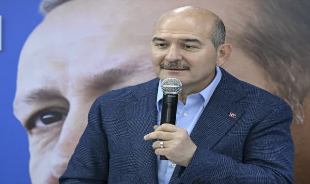 İçişleri Bakanı Soylu, AK Parti Şişli İlçe Başkanlığını ziyaretinde konuştu: İçişleri Bakanı Soylu, AK Parti Şişli İlçe Başkanlığını ziyaretinde konuştu: