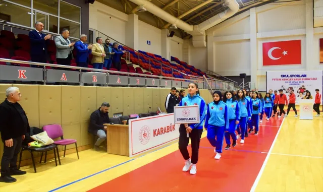 Karabük’te Futsal Okul Sporları müsabakaları başladı Karabük’te Futsal Okul Sporları müsabakaları başladı