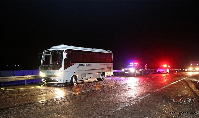 Kayseri’de yolcu otobüsü devrildi: 3 kişi hayatını kaybetti, çok sayıda kişi yaralandı Kayseri’de yolcu otobüsü devrildi: 3 kişi hayatını kaybetti, çok sayıda kişi yaralandı