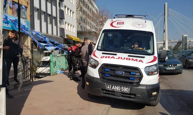 Kocaeli’de avukatı ofisinde silahla yaralayan şüpheli tutuklandı Kocaeli’de avukatı ofisinde silahla yaralayan şüpheli tutuklandı