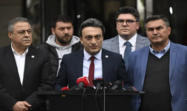 Memleket Partisinin 28. Dönem milletvekili aday listesi YSK’ye sunuldu Memleket Partisinin 28. Dönem milletvekili aday listesi YSK’ye sunuldu