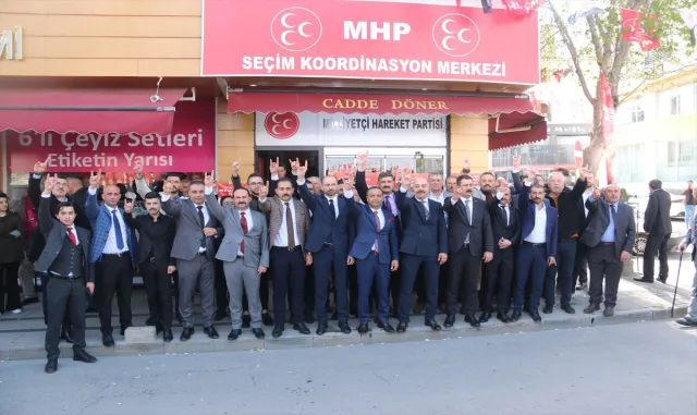 MHP Sivas İl Başkanlığı bayramlaşma programı düzenledi MHP Sivas İl Başkanlığı bayramlaşma programı düzenledi