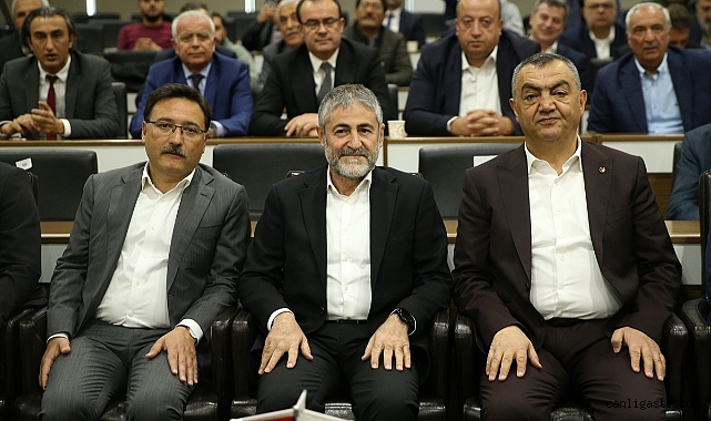 Nebati, Kayseri’de hızını alamadı! Bir ’hızlı tren’ vaadi de Bakandan geldi Nebati, Kayseri’de hızını alamadı! Bir ’hızlı tren’ vaadi de Bakandan geldi
