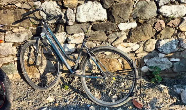 Sakarya’da otomobilin çarptığı bisikletli 2 çocuk ağır yaralandı Sakarya’da otomobilin çarptığı bisikletli 2 çocuk ağır yaralandı
