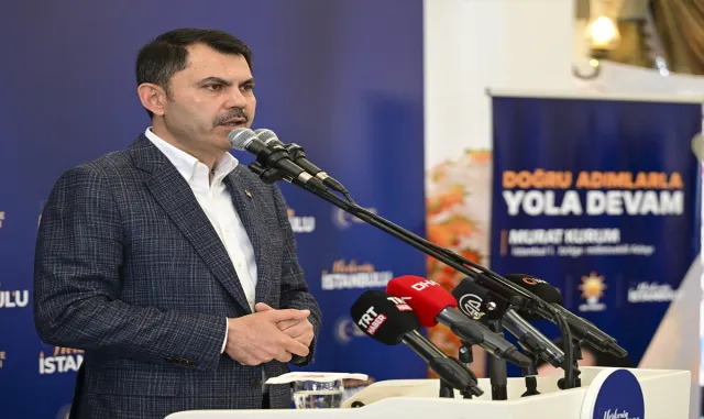 Bakan Kurum İstanbul’da Erzincanlılar ile bir araya geldi: Bakan Kurum İstanbul’da Erzincanlılar ile bir araya geldi: