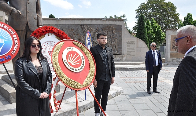 CHP Kayseri İl Başkanlığı 19 Mayıs dolayısıyla tören düzenledi CHP Kayseri İl Başkanlığı 19 Mayıs dolayısıyla tören düzenledi