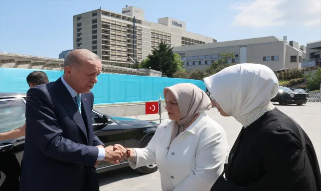 Cumhurbaşkanı Erdoğan, Kadınların Türkiye’si İstanbul Buluşması’nda konuştu: (1) Cumhurbaşkanı Erdoğan, Kadınların Türkiye’si İstanbul Buluşması’nda konuştu: (1)