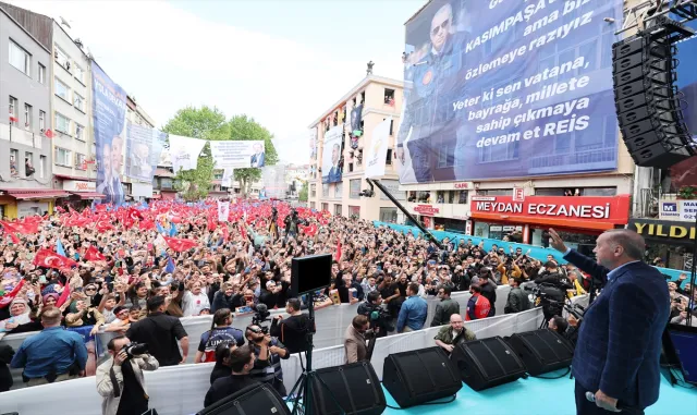 Cumhurbaşkanı ve AK Parti Genel Başkanı Erdoğan, partisinin Beyoğlu mitinginde konuştu: (1) Cumhurbaşkanı ve AK Parti Genel Başkanı Erdoğan, partisinin Beyoğlu mitinginde konuştu: (1)