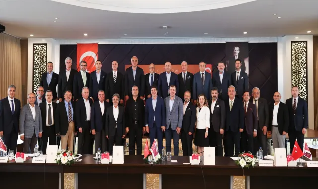 Dışişleri Bakanı Çavuşoğlu, ANSİAD toplantısında konuştu: Dışişleri Bakanı Çavuşoğlu, ANSİAD toplantısında konuştu: