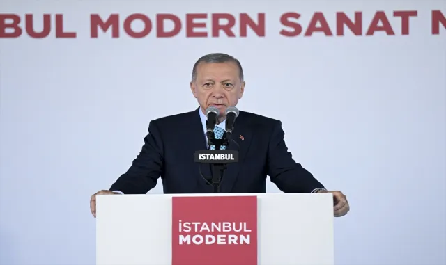 Emine Erdoğan’dan "İstanbul Modern" paylaşımı Emine Erdoğan’dan "İstanbul Modern" paylaşımı