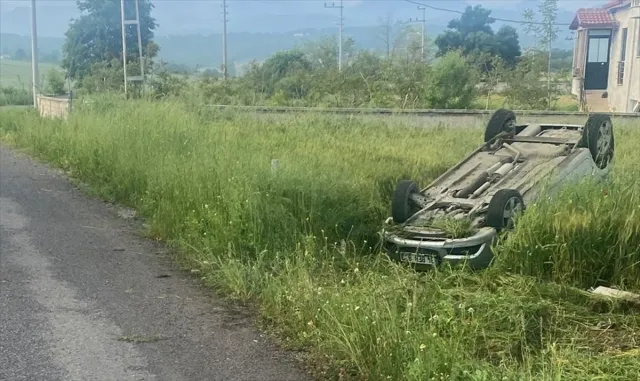 GÜNCELLEME - Samsun’da otomobil devrildi, sandık kurulu başkanı ve sandık kurulu görevlisi yaralandı GÜNCELLEME - Samsun’da otomobil devrildi, sandık kurulu başkanı ve sandık kurulu görevlisi yaralandı