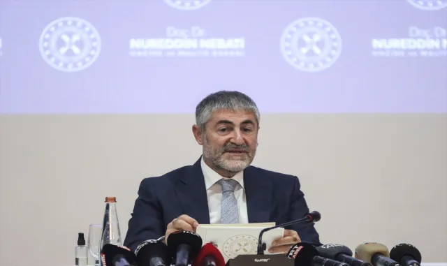 Hazine ve Maliye Bakanı Nebati, Mersin’de gazetecilerle bir araya geldi: Hazine ve Maliye Bakanı Nebati, Mersin’de gazetecilerle bir araya geldi: