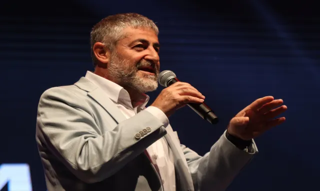 Hazine ve Maliye Bakanı Nebati, Mersin’de "Gençlik Konserleri"nde konuştu: Hazine ve Maliye Bakanı Nebati, Mersin’de "Gençlik Konserleri"nde konuştu: