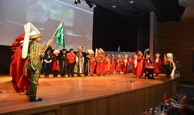Kahramankazan’da İstanbul’un fethinin 570. yılı kutlandı Kahramankazan’da İstanbul’un fethinin 570. yılı kutlandı