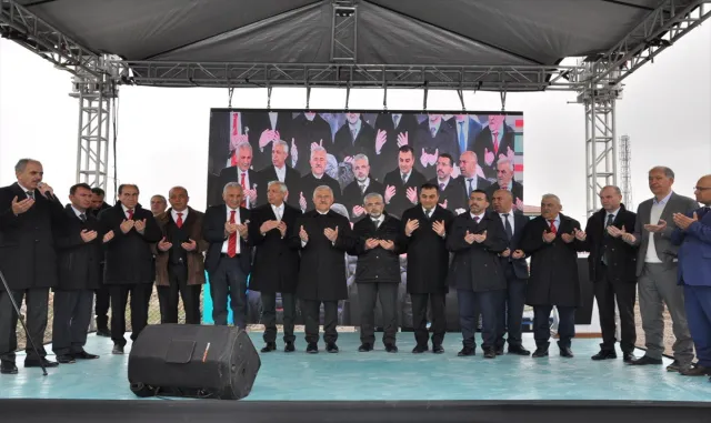 Kars’ta 500 yataklı hastanenin temeli atıldı Kars’ta 500 yataklı hastanenin temeli atıldı
