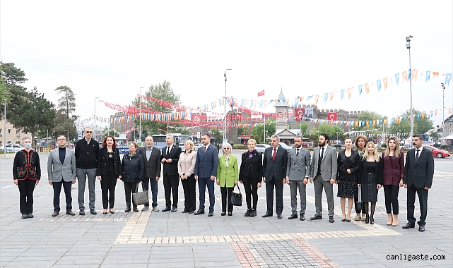 Kayseri’de ’Bilimsel Eczacılığın 184. yıl dönümü’ kutlandı! Kayseri’de ’Bilimsel Eczacılığın 184. yıl dönümü’ kutlandı!