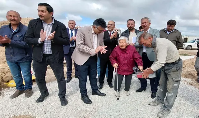 Kırşehir’de yapılacak anaokulunun temeli atıldı Kırşehir’de yapılacak anaokulunun temeli atıldı