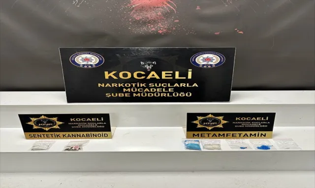 Kocaeli’de uyuşturucu operasyonlarında yakalanan zanlılardan 6’sı tutuklandı Kocaeli’de uyuşturucu operasyonlarında yakalanan zanlılardan 6’sı tutuklandı