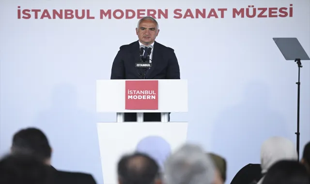 Kültür ve Turizm Bakanı Ersoy, İstanbul Modern’in yeni binasını ziyaret etti: Kültür ve Turizm Bakanı Ersoy, İstanbul Modern’in yeni binasını ziyaret etti: