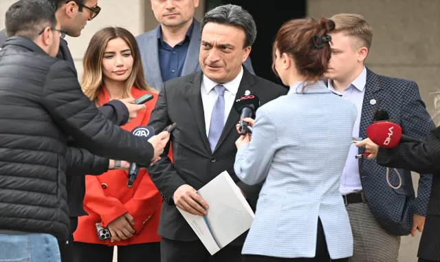Muharrem İnce’nin cumhurbaşkanı adaylığından çekilmesine ilişkin dilekçe YSK’ye sunuldu Muharrem İnce’nin cumhurbaşkanı adaylığından çekilmesine ilişkin dilekçe YSK’ye sunuldu